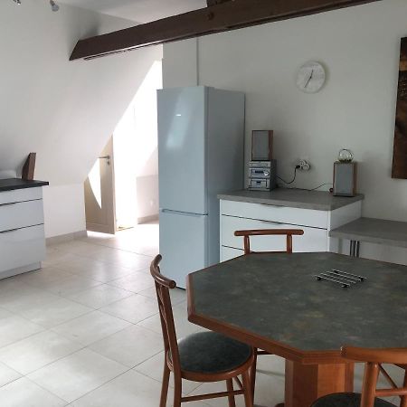 Residence Merlin Appart Des Druides Saint-Malon-sur-Mel Eksteriør bilde