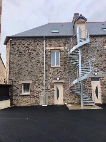 Residence Merlin Appart Des Druides Saint-Malon-sur-Mel Eksteriør bilde
